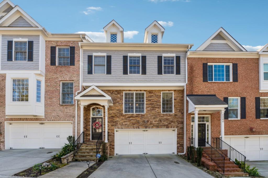 Photo one of 1236 Brickton Nw Dr Atlanta GA 30318 | MLS 7566923F