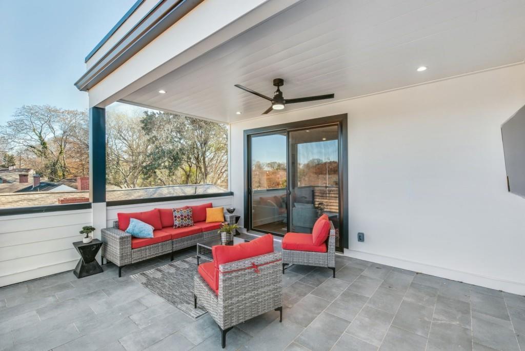 Photo one of 337 Pine Ne St # B Atlanta GA 30308 | MLS 7567565F
