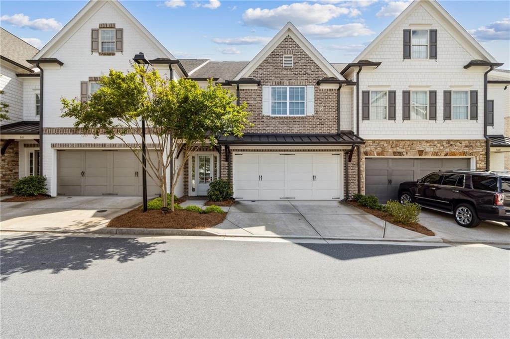 Photo one of 565 Stone Field Nw Run Marietta GA 30060 | MLS 7567618F