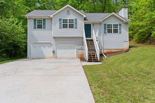 Photo one of 401 Farm Brook Ln Dallas GA 30157 | MLS 7567626F