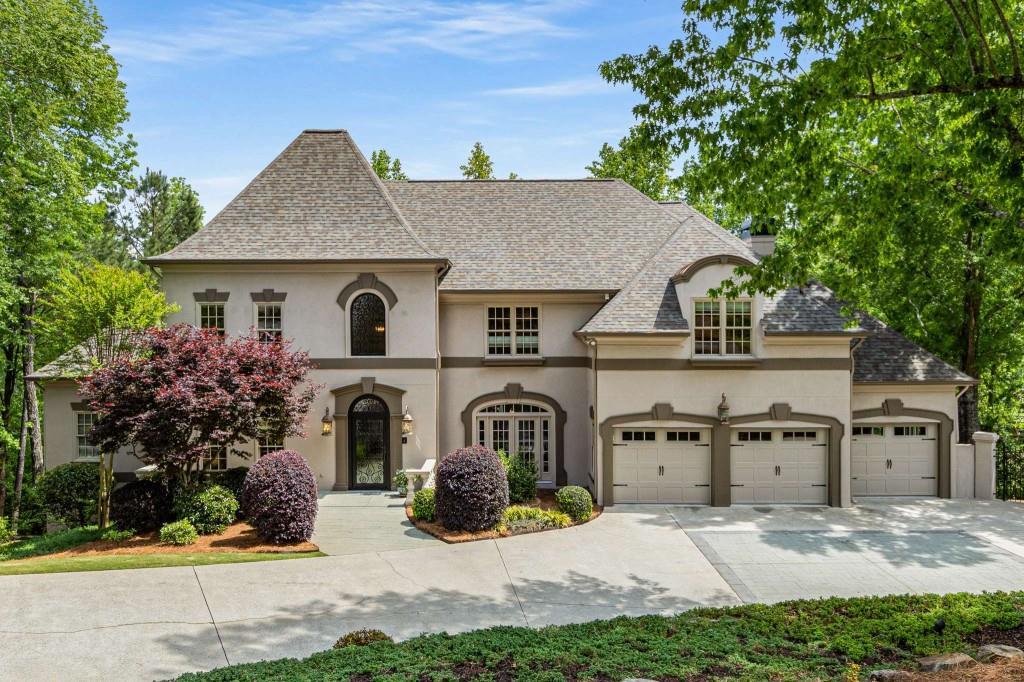 Photo one of 8345 Jett Ferry Rd Sandy Springs GA 30350 | MLS 7567800F