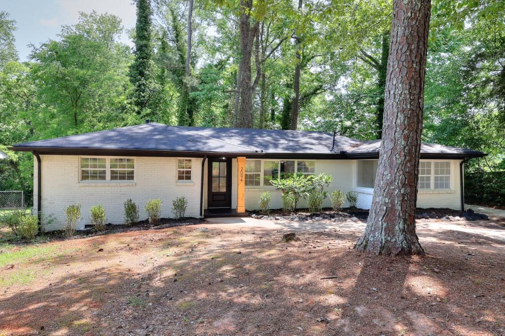 Photo one of 2094 Shamrock Dr Decatur GA 30032 | MLS 7571424F