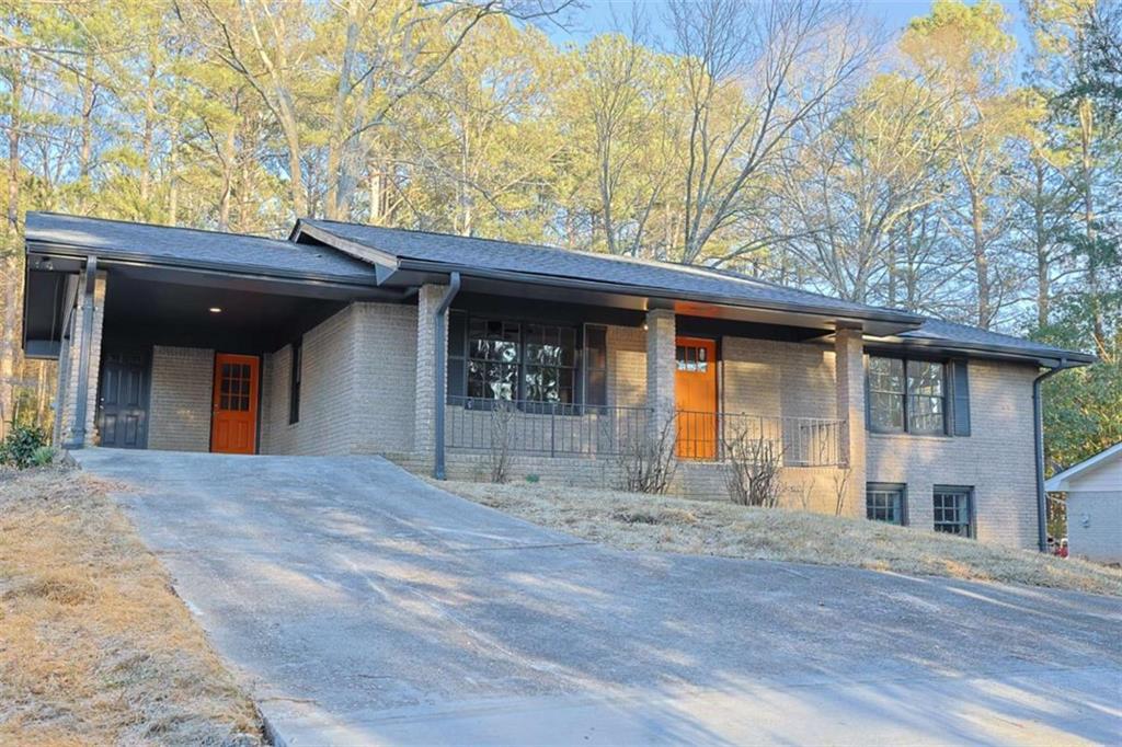 Photo one of 4011 Lake Carlton Rd Loganville GA 30052 | MLS 7571912F