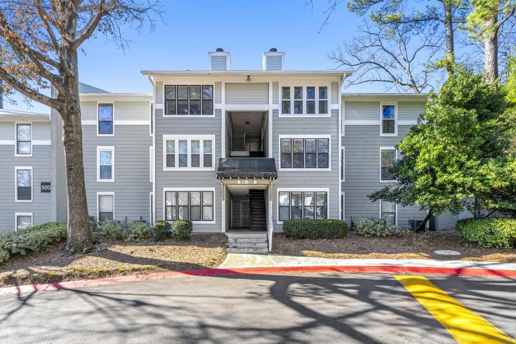Photo one of 516 Summit North Ne Dr Atlanta GA 30324 | MLS 7572097F