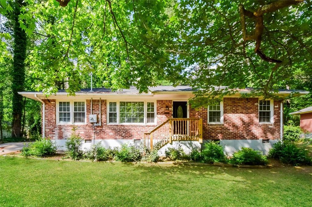 Photo one of 3697 Wisteria Sw Ln Atlanta GA 30331 | MLS 7572296F