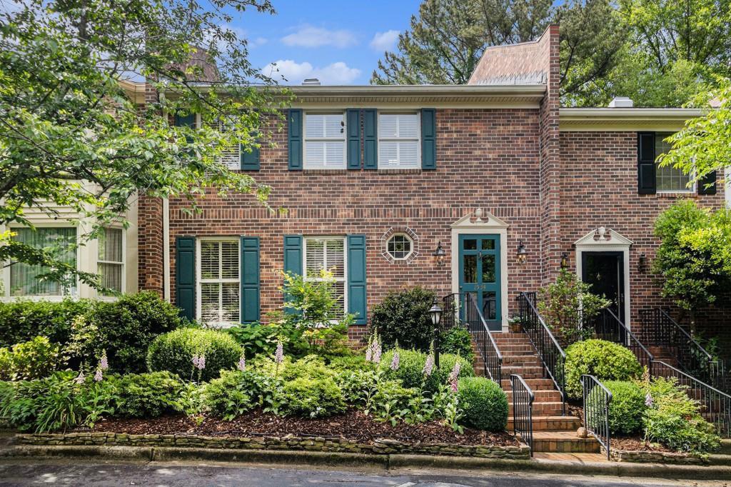 Photo one of 1534 September Chase Decatur GA 30033 | MLS 7572583F