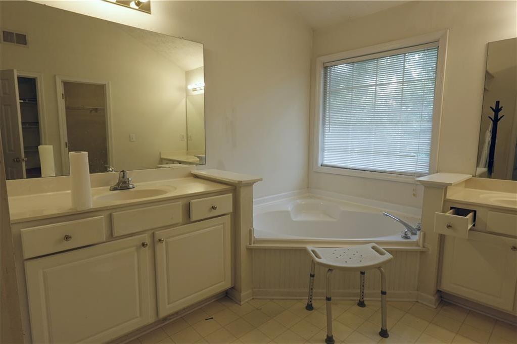Photo #4