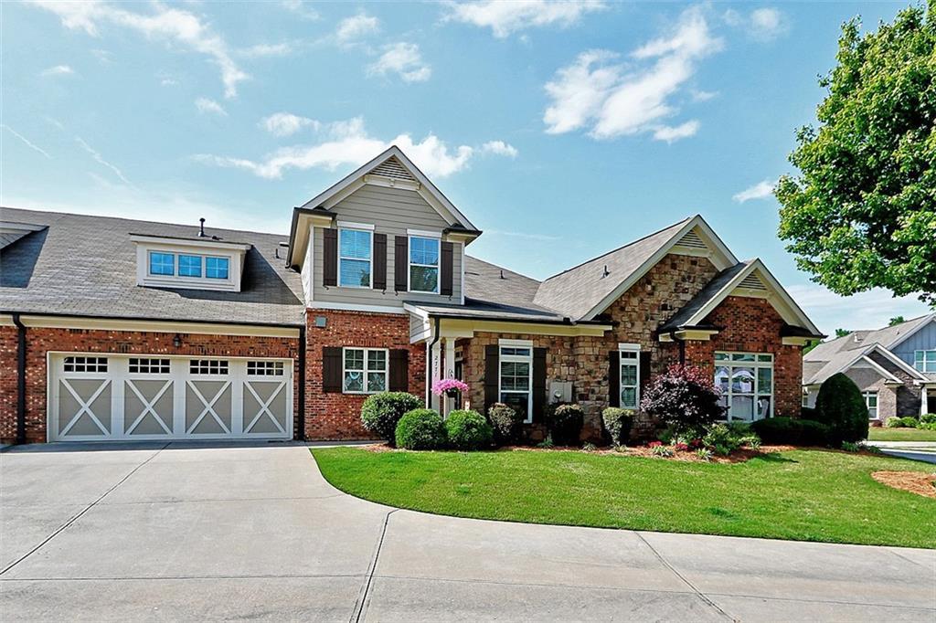 Photo one of 2771 Middlecreek Way Cumming GA 30041 | MLS 7573649F