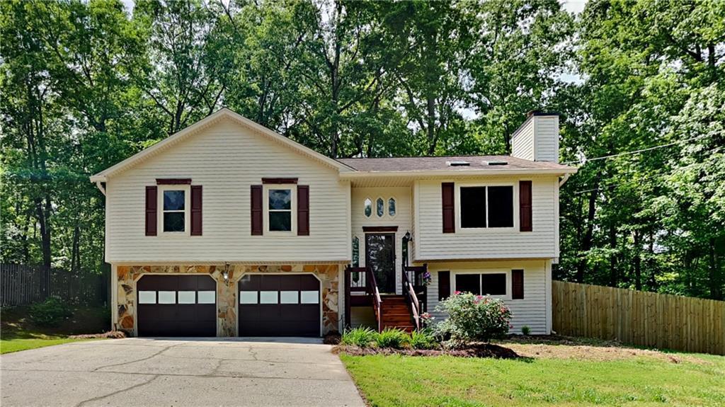 Photo one of 3445 Huntington Ct Douglasville GA 30134 | MLS 7573933F
