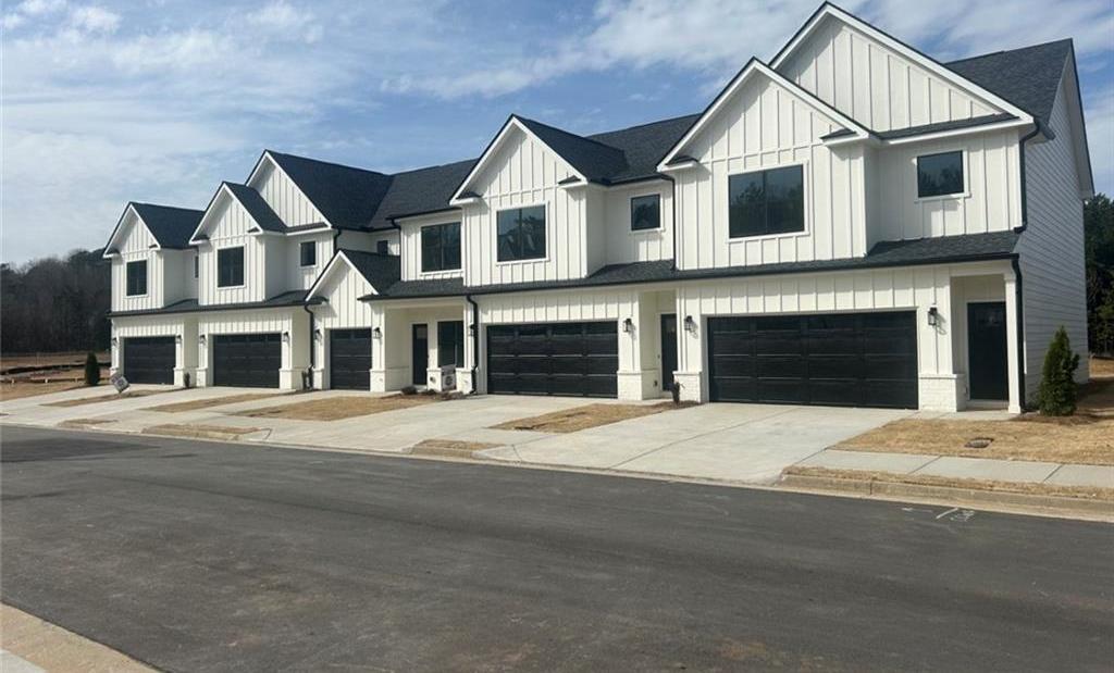 Photo one of 201 Starr Cir Stockbridge GA 30281 | MLS 7574249F