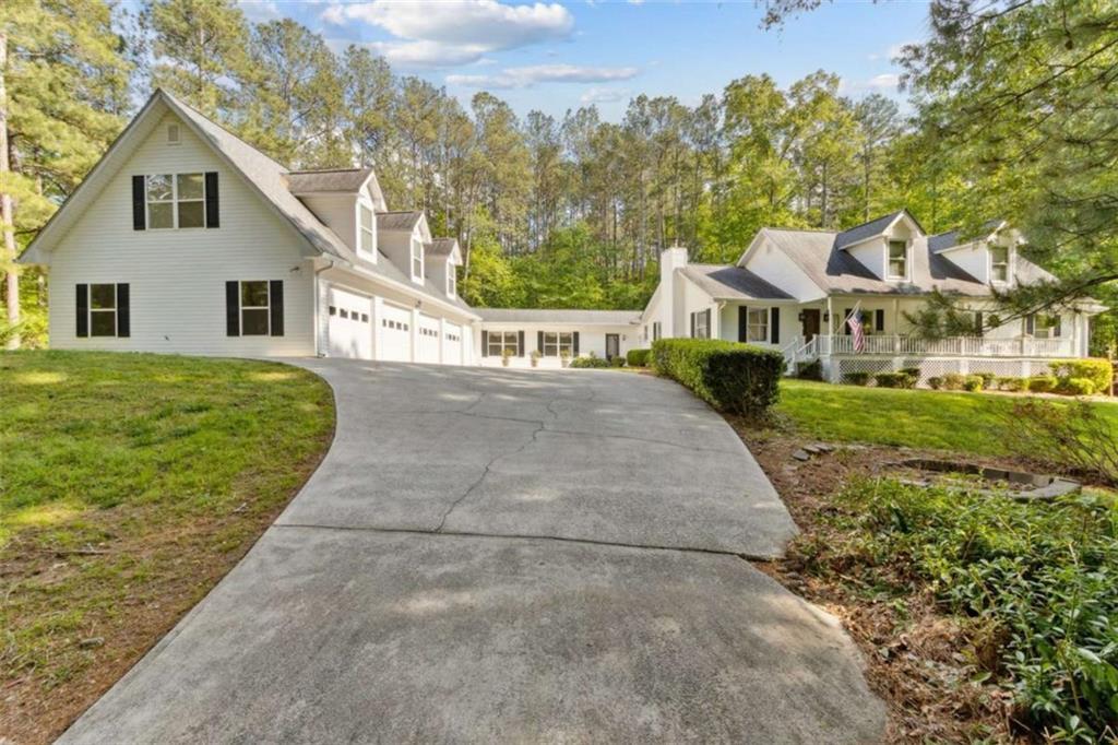 Photo one of 1981 Luke Edwards Rd Dacula GA 30019 | MLS 7574257F