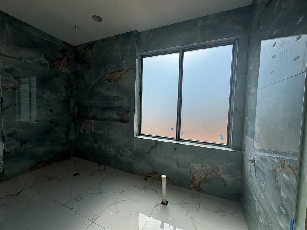 Photo #11