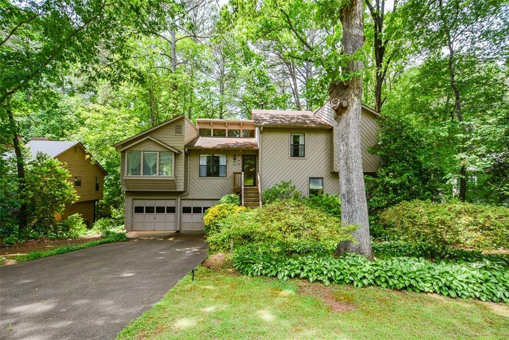 Photo one of 2261 Ravenwood Trl Marietta GA 30066 | MLS 7575522F
