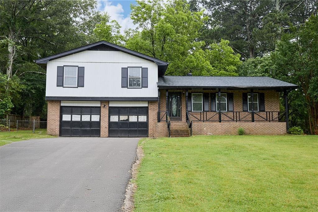 Photo one of 382 Plantation Blvd Lawrenceville GA 30046 | MLS 7575570F
