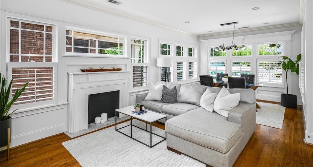 Photo one of 653 N Highland Ne Ave # 3 Atlanta GA 30306 | MLS 7575647F