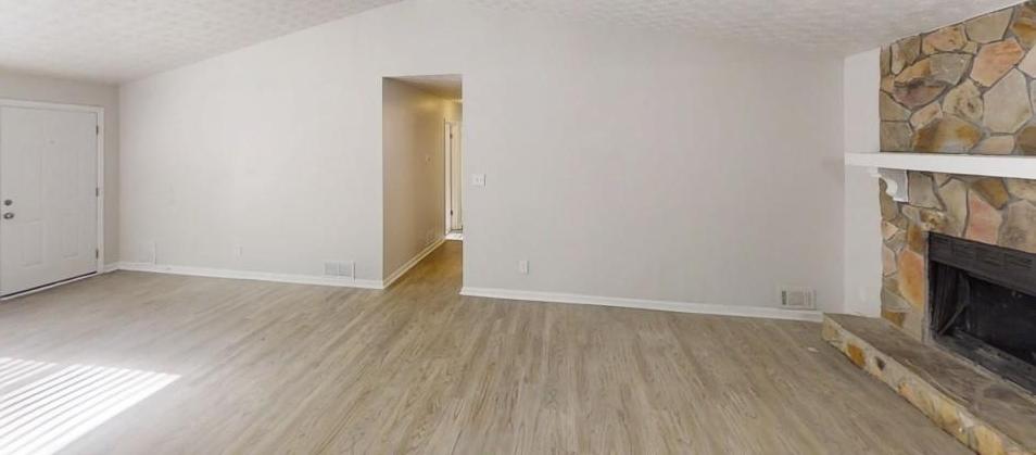 Photo #11