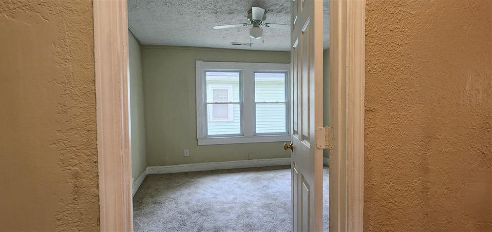 Photo #32