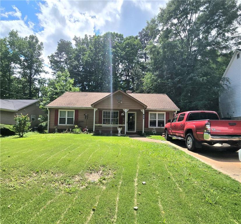 Photo one of 107 Honeysuckle Ln Stockbridge GA 30281 | MLS 7577579F