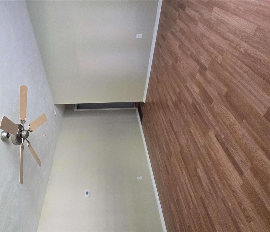 Photo #6