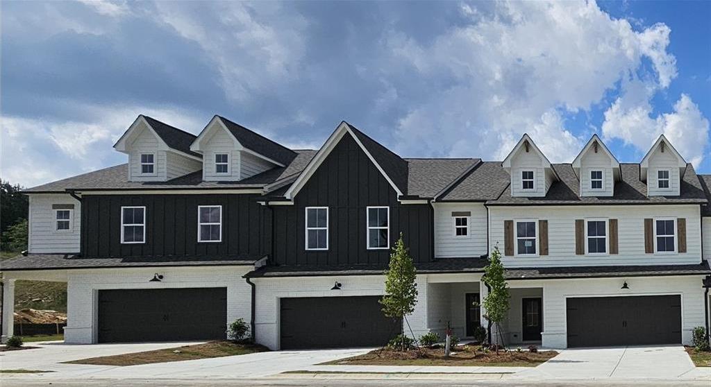 Photo one of 210 Sharon Ln Loganville GA 30052 | MLS 7578997F