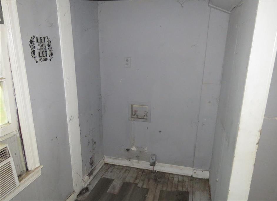 Photo #11