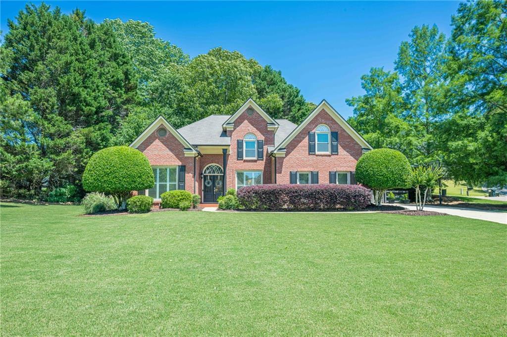Photo one of 7045 Grand View Way Suwanee GA 30024 | MLS 7582624F