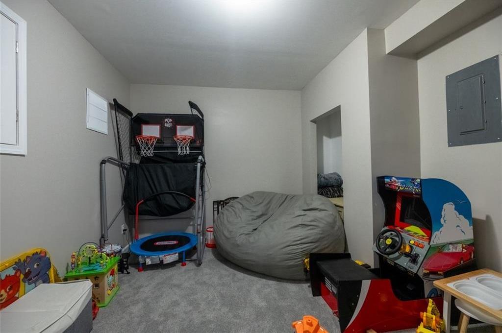 Photo #33