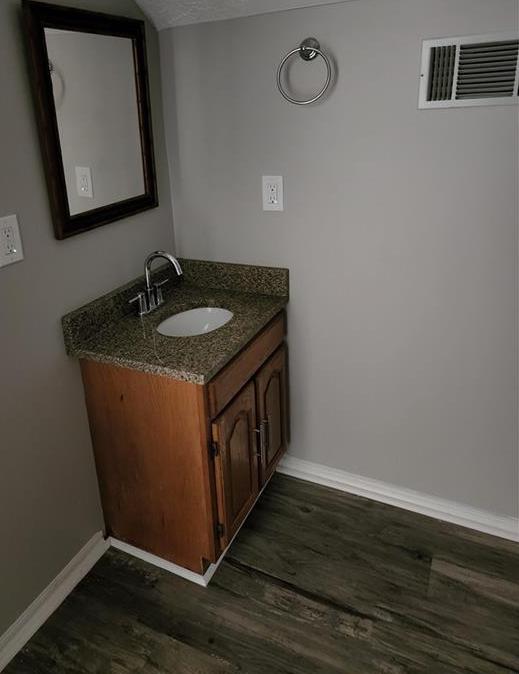 Photo #4