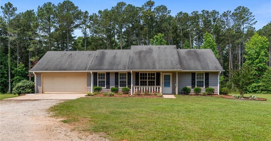 Photo one of 4841 Partee Trl Social Circle GA 30025 | MLS 7586587F