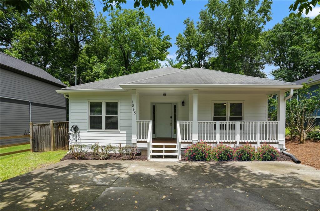 Photo one of 1245 Ladd Sw St Atlanta GA 30310 | MLS 7587772F