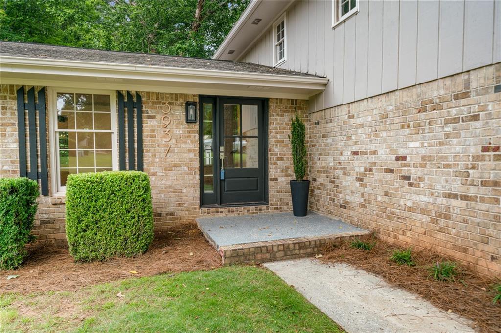 Photo one of 3937 Locklear Way Atlanta GA 30360 | MLS 7591117F