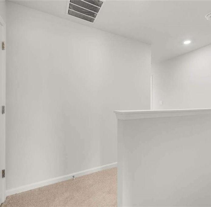 Photo #9
