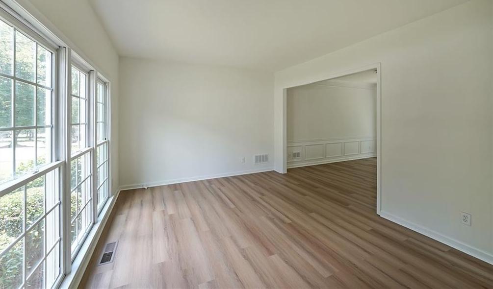Photo #5