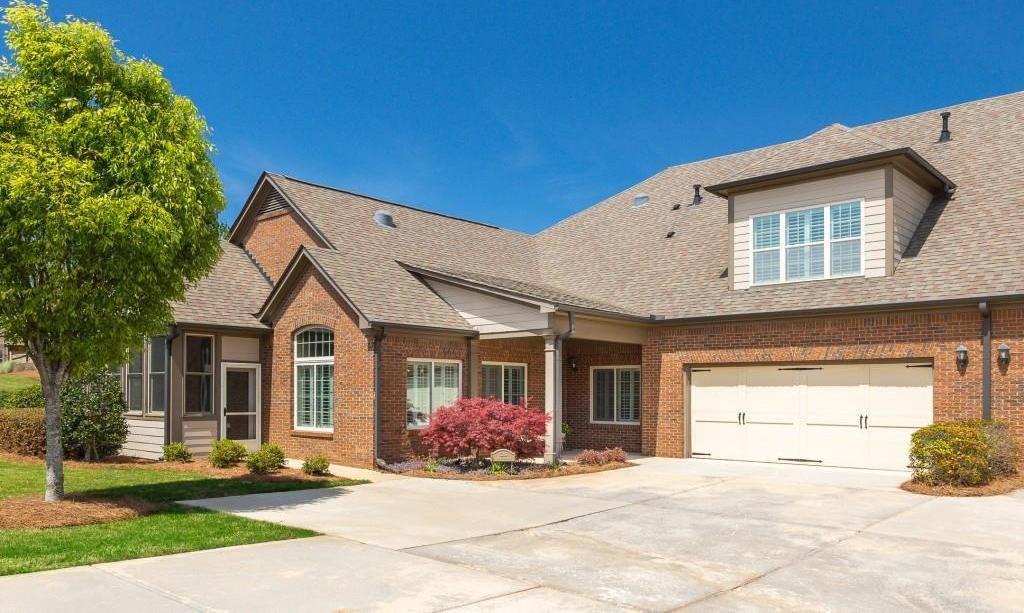 Photo one of 328 Brookhaven Walk Johns Creek GA 30097 | MLS 7595549F