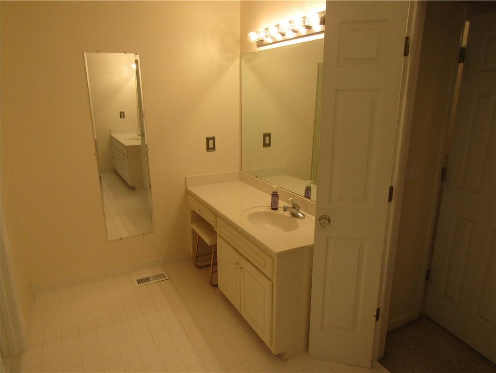 Photo #24
