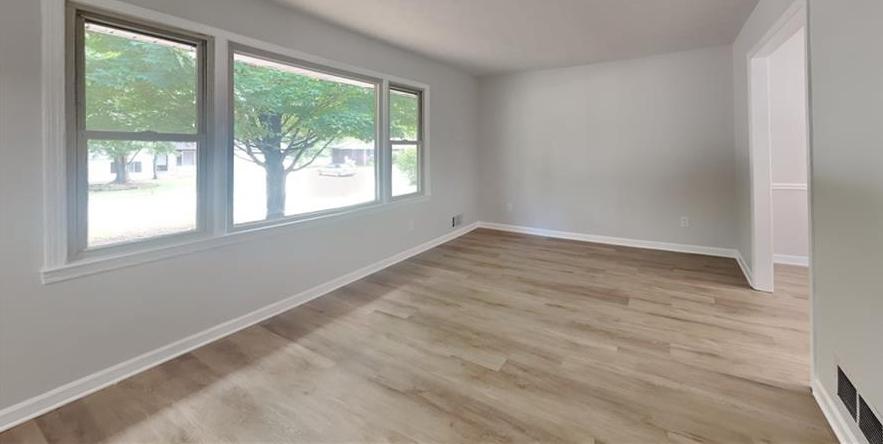 Photo #4