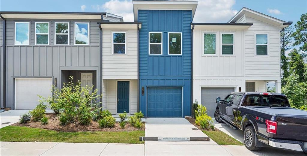 Photo one of 1615 Gunnin Nw Trce Atlanta GA 30318 | MLS 7603120F