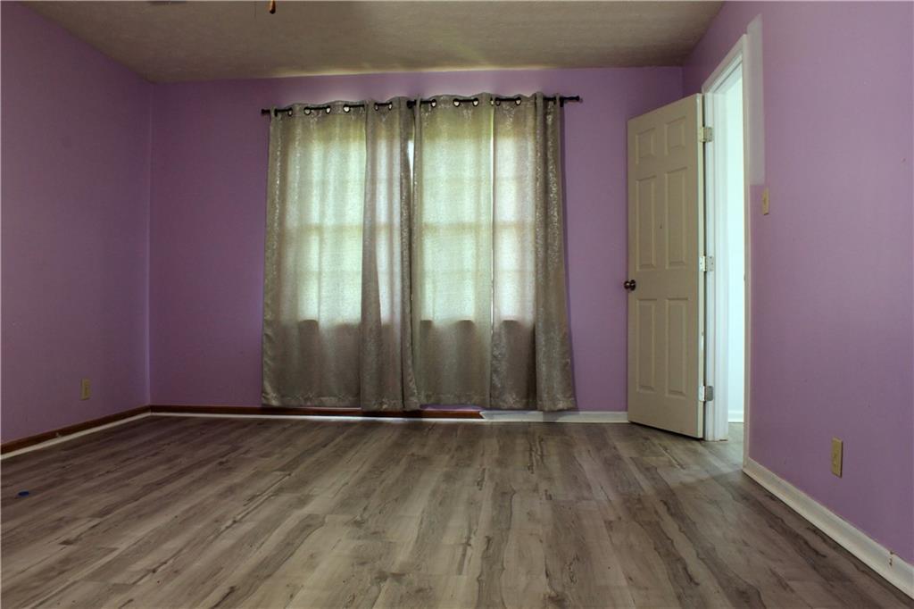 Photo #28