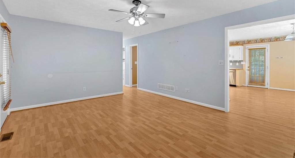 Photo #6