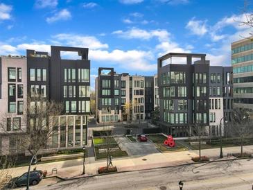 Luxury modern building with spacious courtyard and city views at 1301 Peachtree # 3B, Atlanta, GA 30309