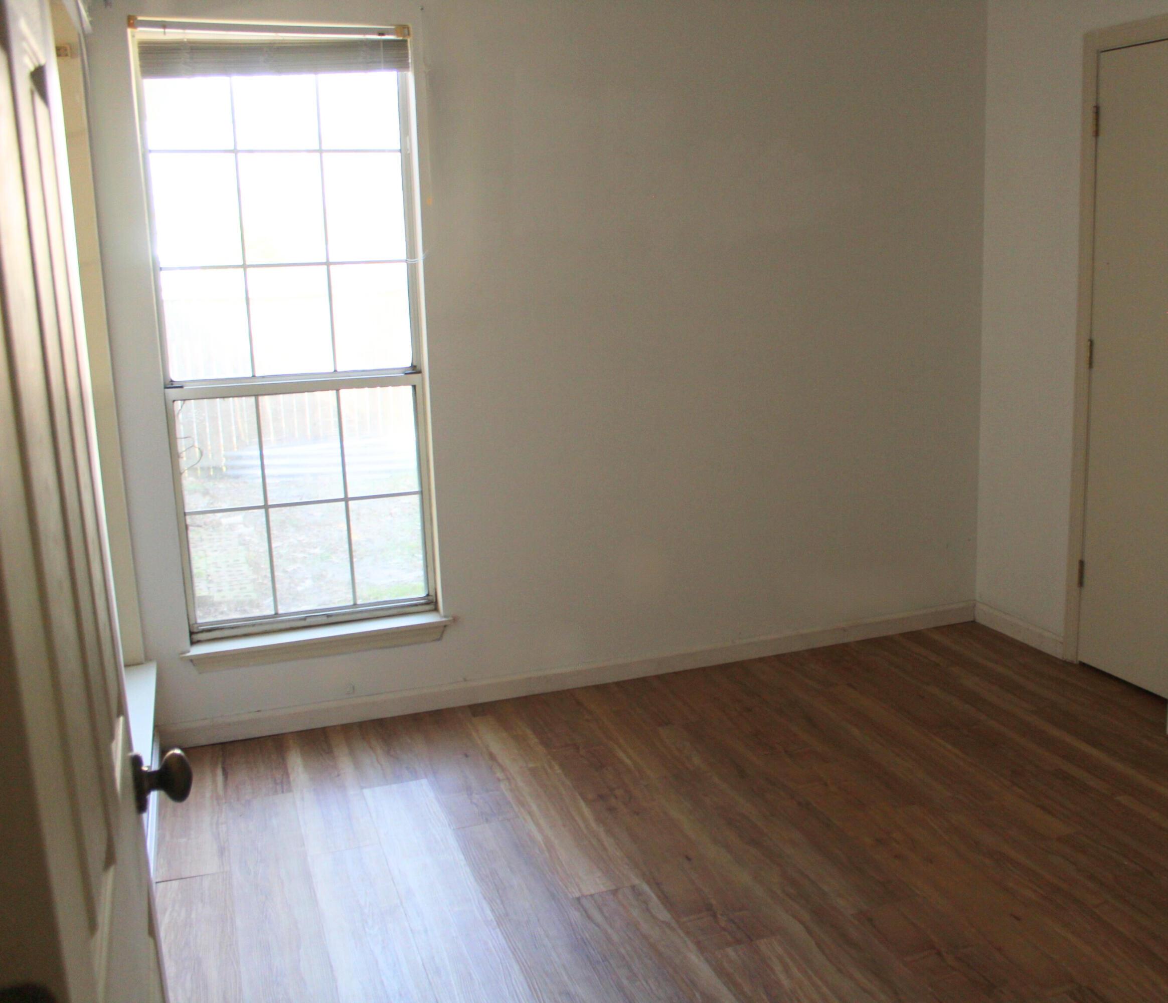 Photo #16