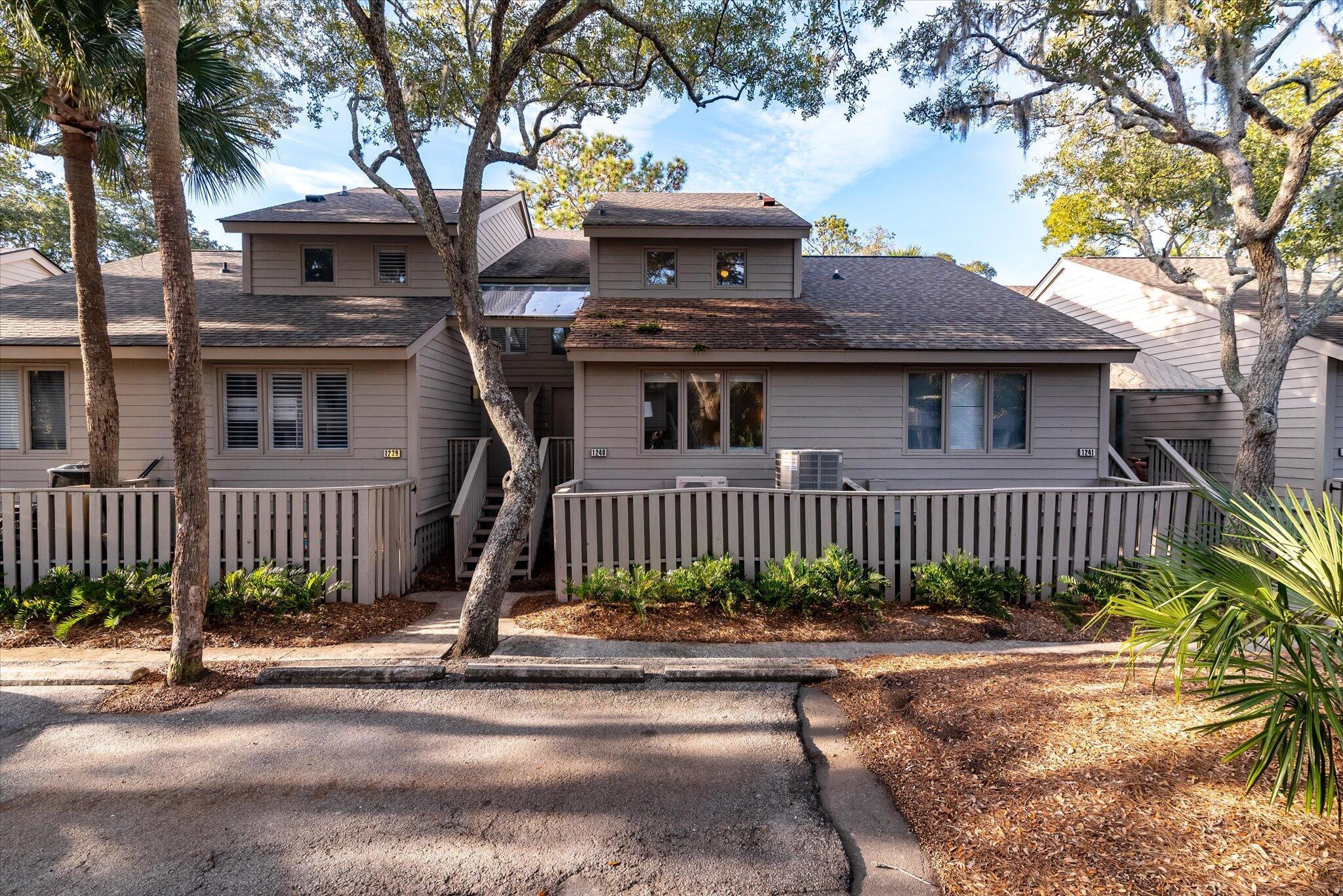 Photo one of 1240 Creek Watch Trce Seabrook Island SC 29455 | MLS 25001762