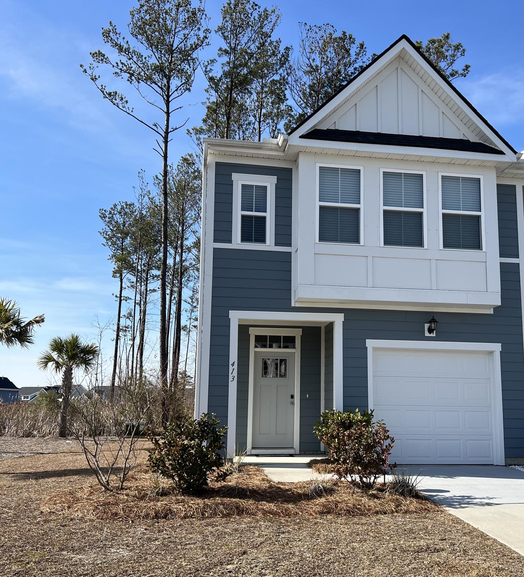 Photo one of 413 Trotters Ln Moncks Corner SC 29461 | MLS 25002509