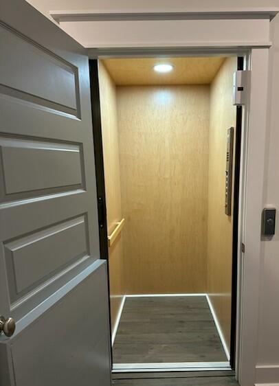 Photo #42
