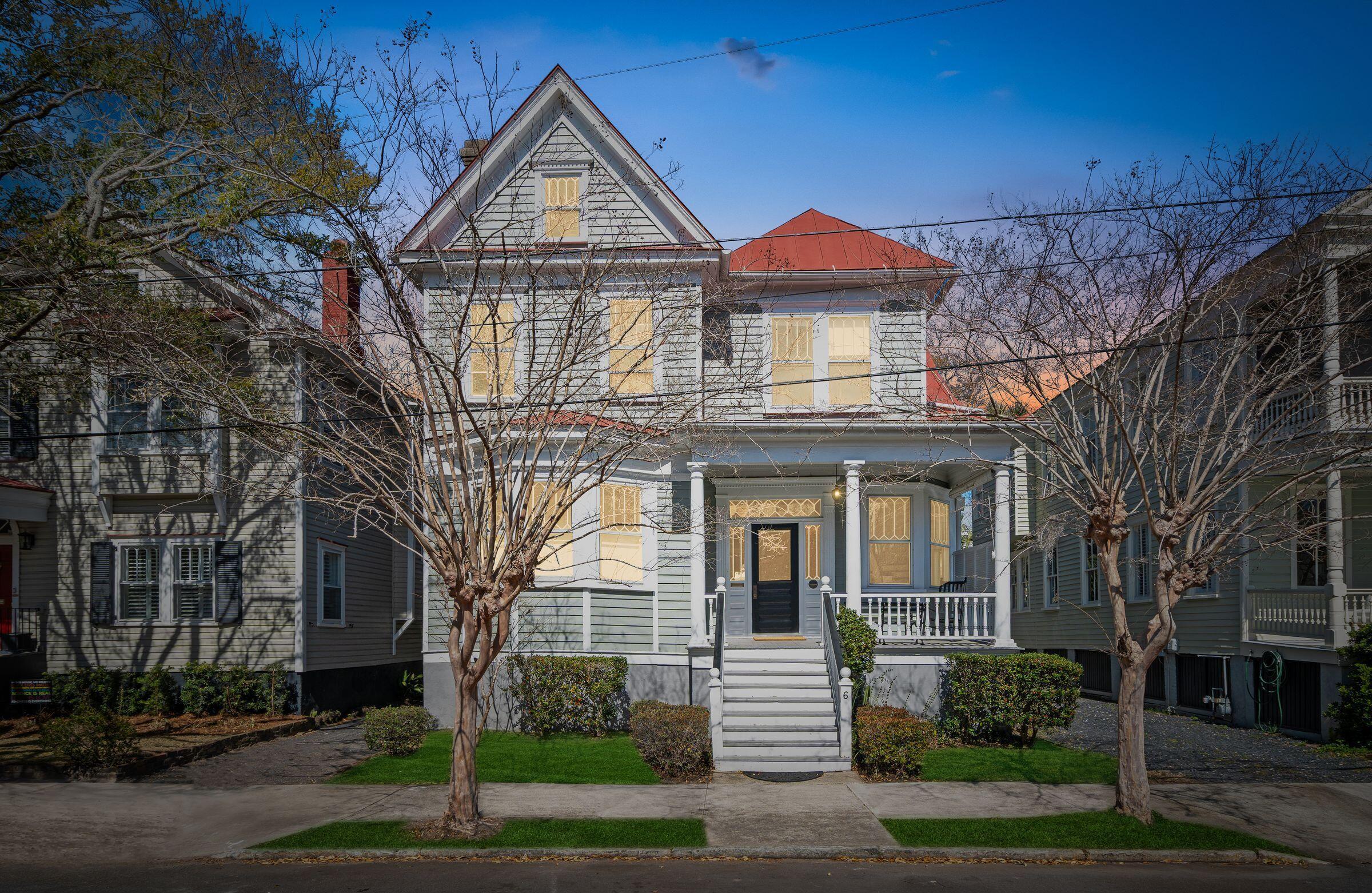 Photo one of 6 Halsey St Charleston SC 29401 | MLS 25005675