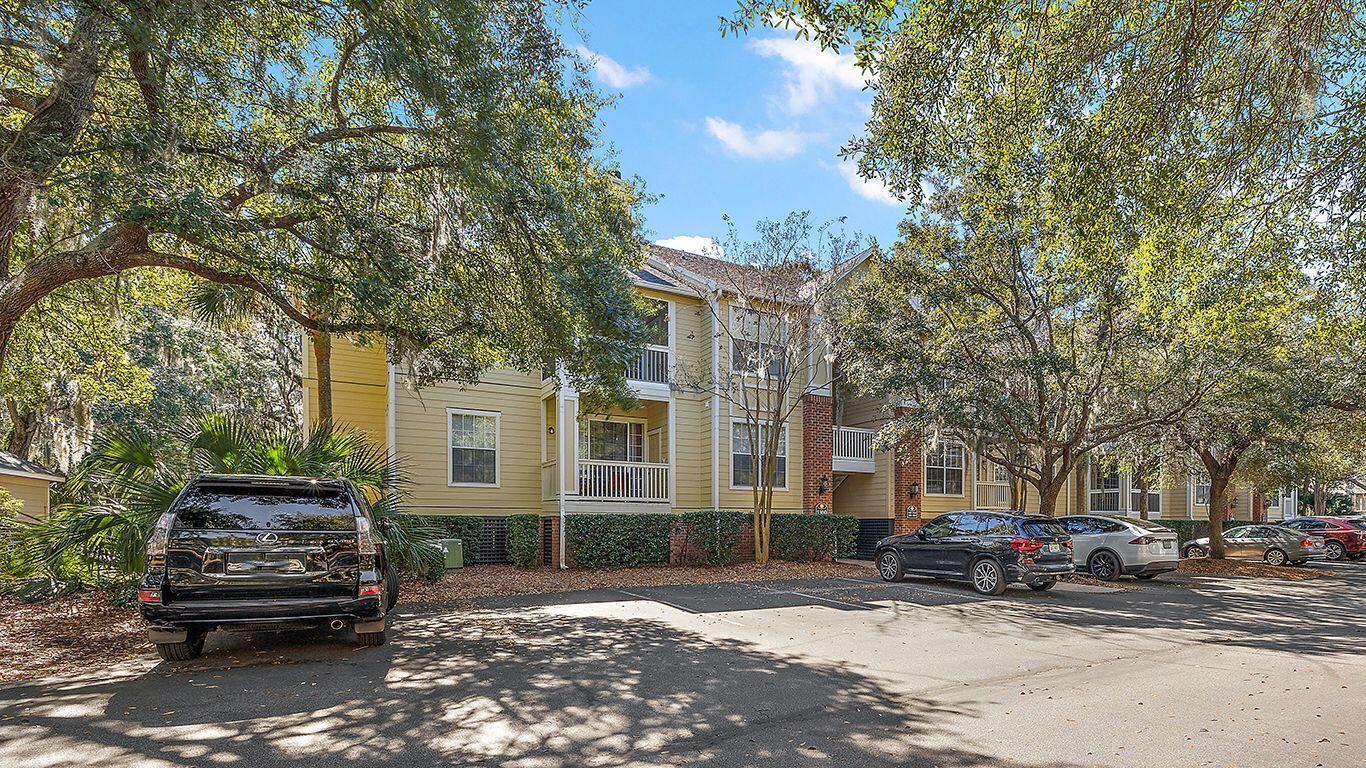 Photo one of 1600 Long Grove Dr # 1313 Mount Pleasant SC 29466 | MLS 25006543