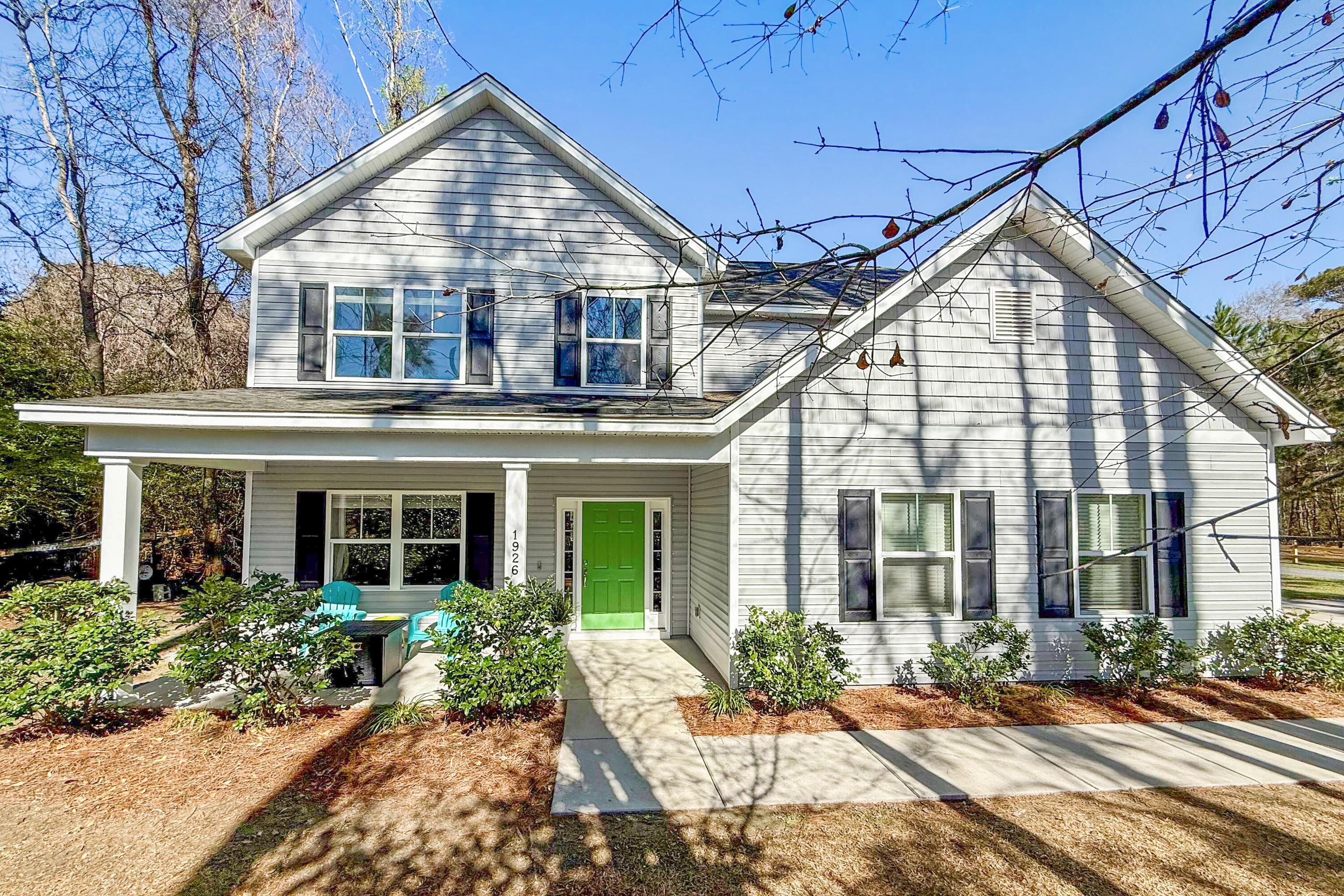 Photo one of 1926 Grimball Rd Charleston SC 29412 | MLS 25007471