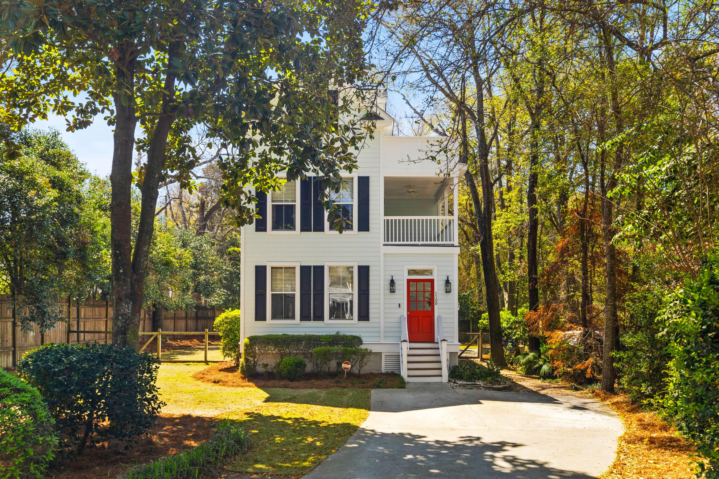 Photo one of 1100 Sea Island Crossing Ln Mount Pleasant SC 29464 | MLS 25008157