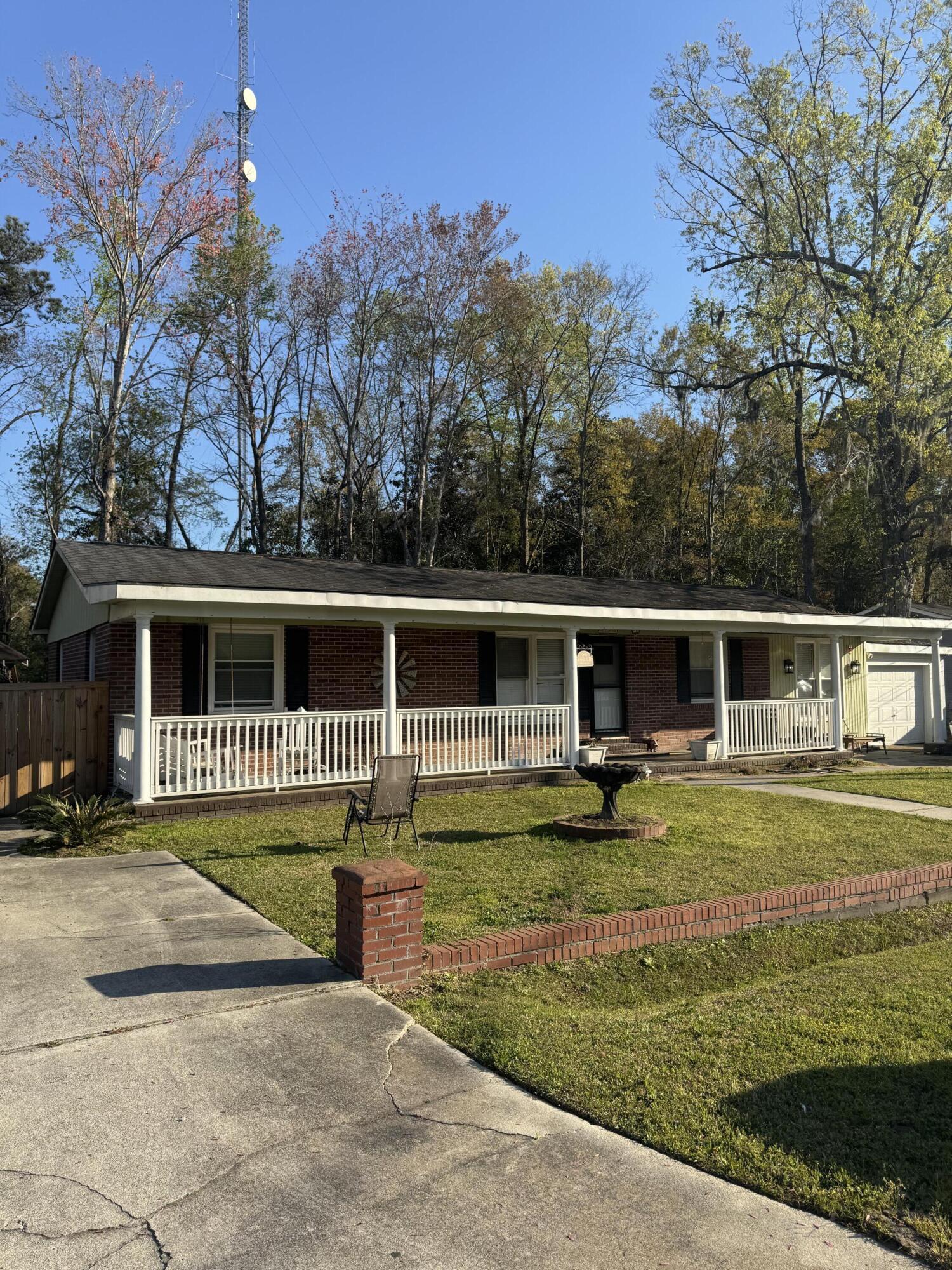 Photo one of 1861 Jaywood Cir Charleston SC 29407 | MLS 25008116