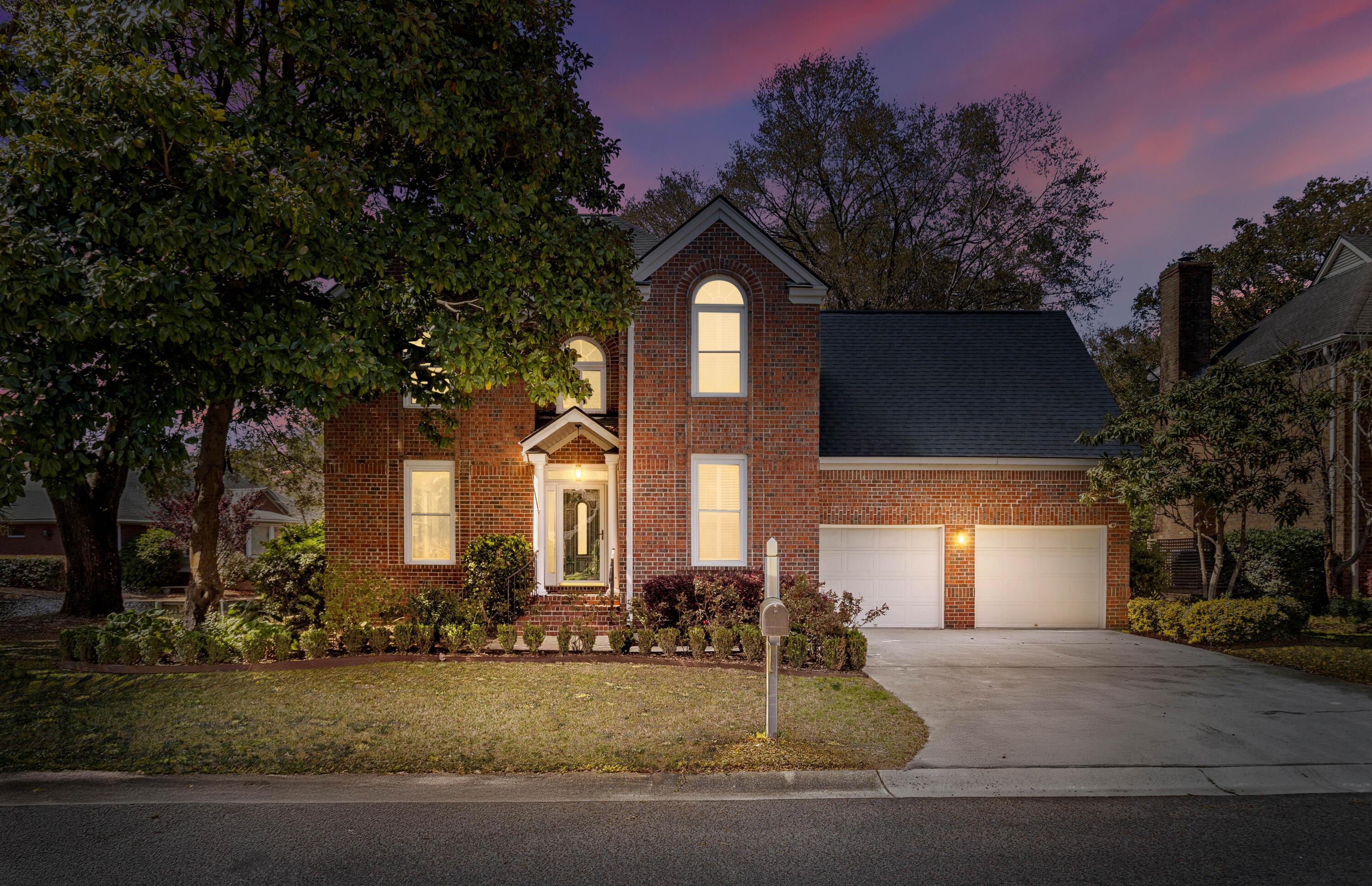 Photo one of 1324 Southlake Dr Mount Pleasant SC 29464 | MLS 25008375